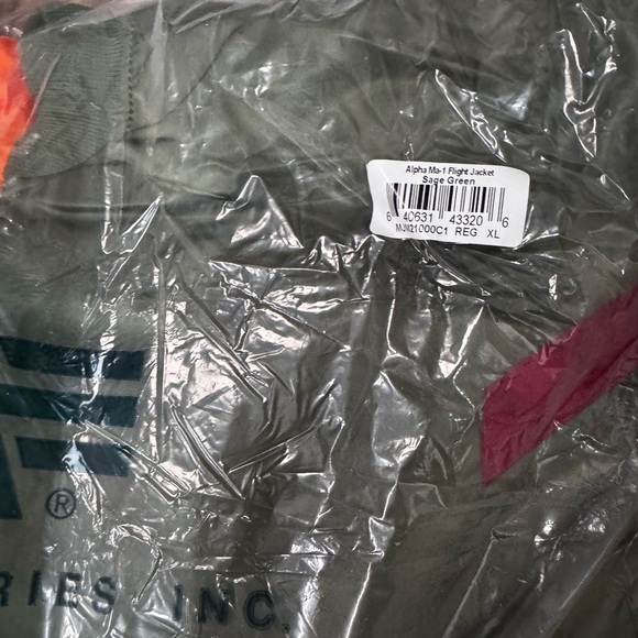 Alpha Industries Ma-1 Flight Men's jacket, Sage Green - Picture 6 of 6
